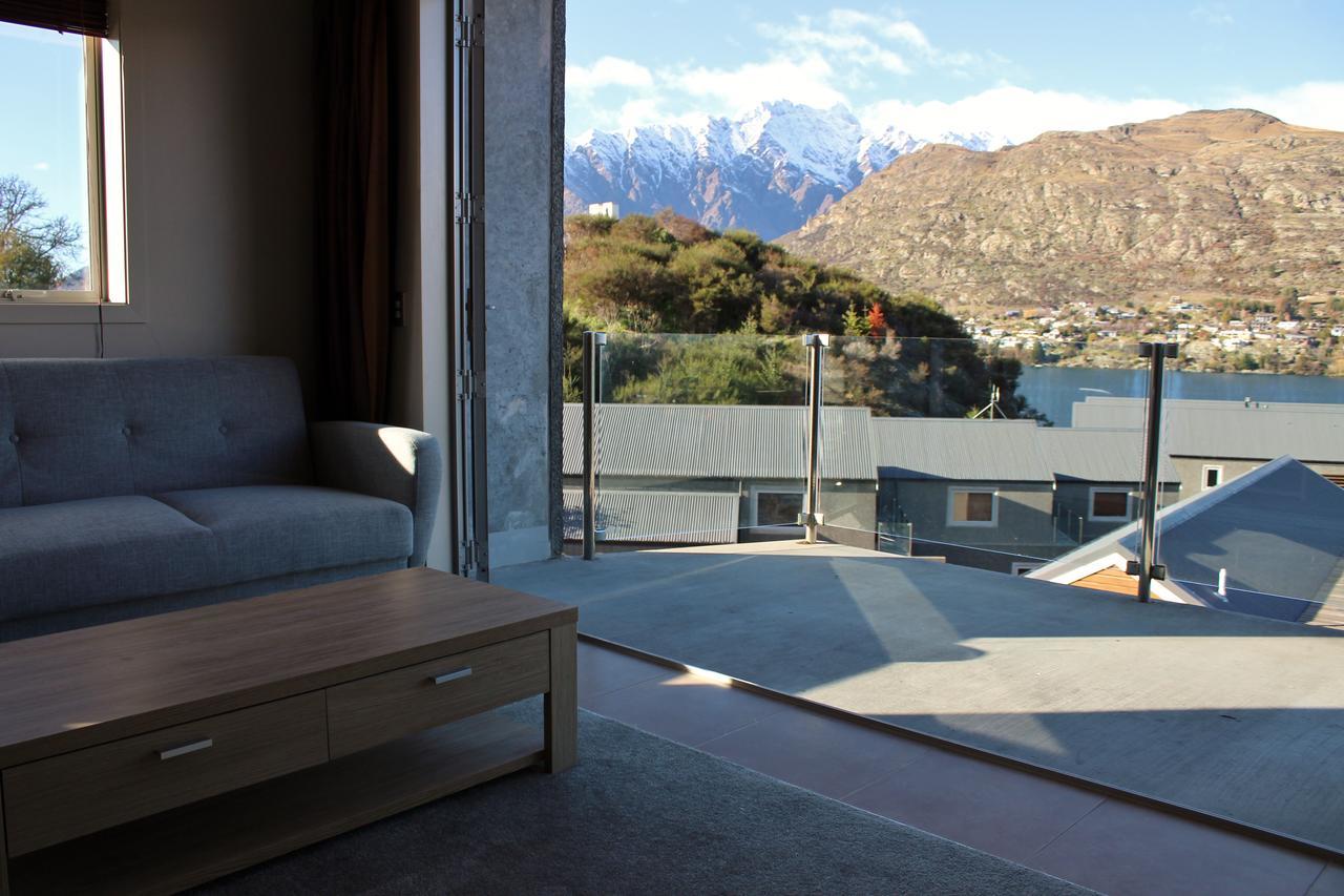 Alpine Village Views Queenstown Exterior photo